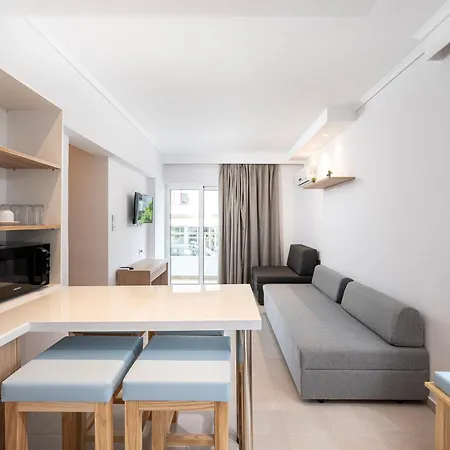 Poseidon Deluxe Lejlighed *