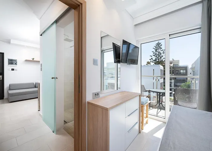 Poseidon Deluxe Appartement *