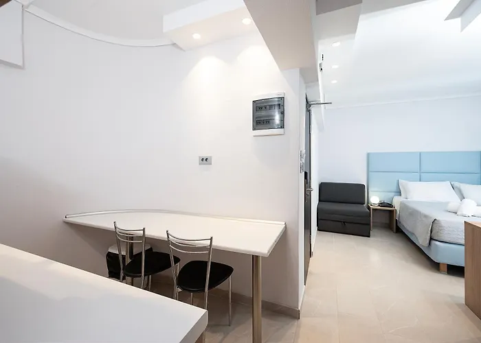 Poseidon Deluxe Apartman *